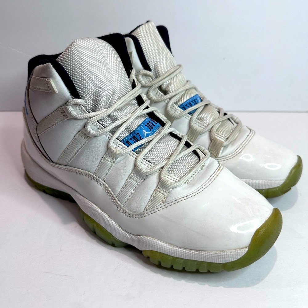 Kids Air Jordan 11 White and Blue Sneakers